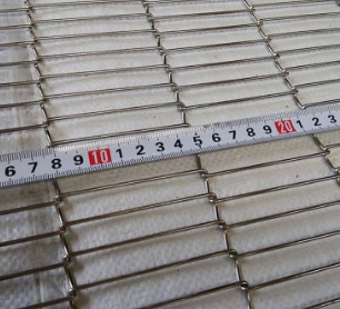 Sabuk Konveyor Wire Mesh Flat Flex SS Ringan Untuk Pengolahan Makanan